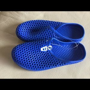 Ladies water shoes